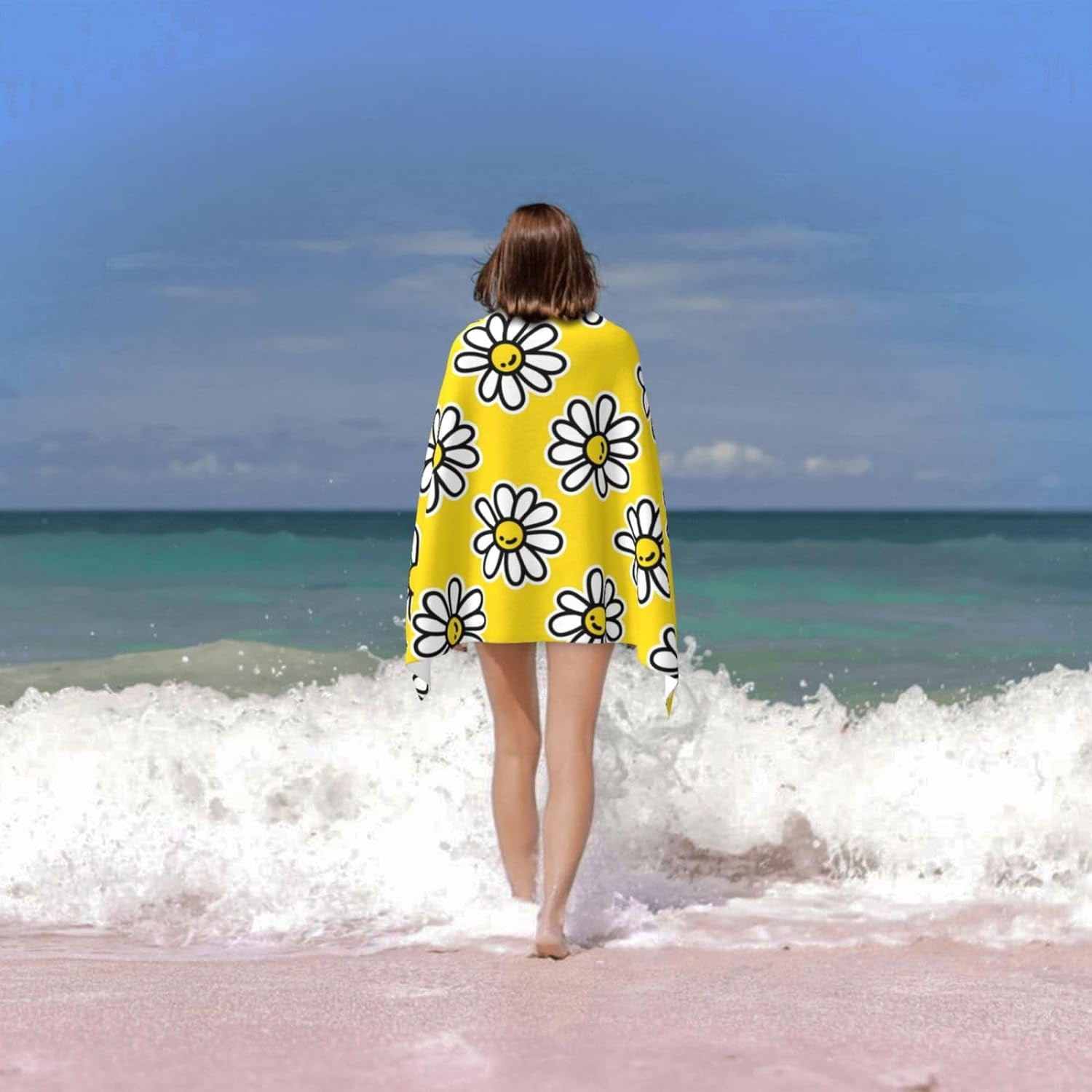 Daisy Flower Large Beach Towel - Plush Thick Cotton Pool Towel, Adult Beach Towels