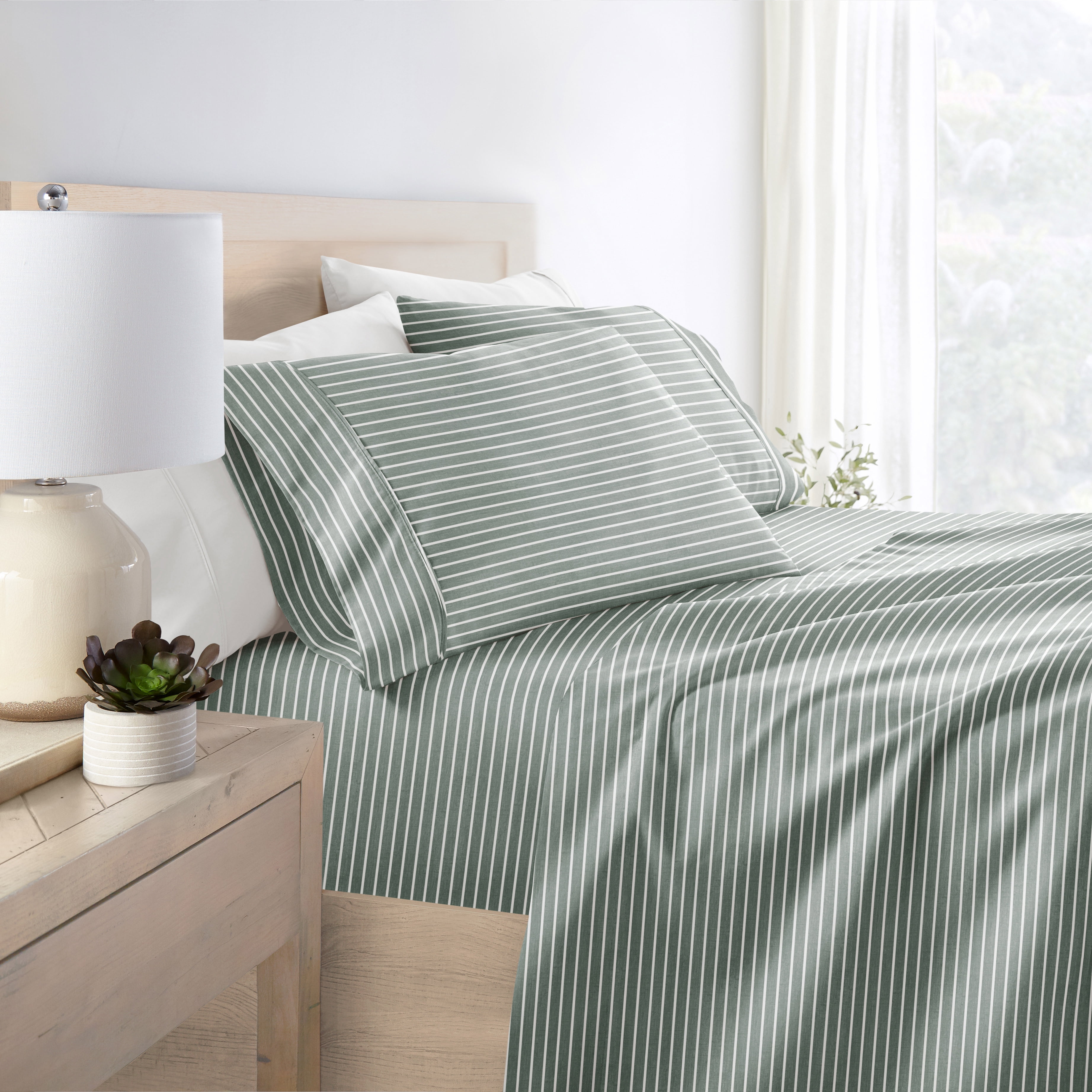 Noble Linens 4 Piece Pattern Microfiber Bed Sheet Sets, Soft Lines Eucalyptus, Cal King