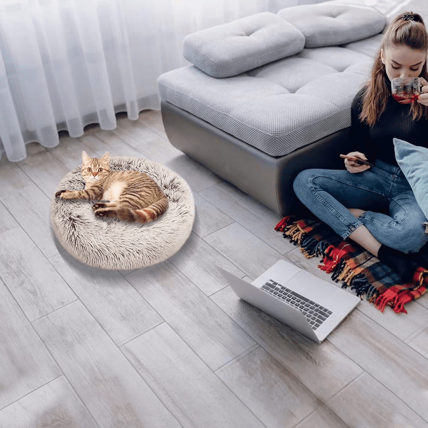 Charlore Dog Bed & Cat Bed, Anti-Anxiety Puppy Bed Warming Cozy Round Soft Pet Bed, Machine Washable Calming Donut Bed