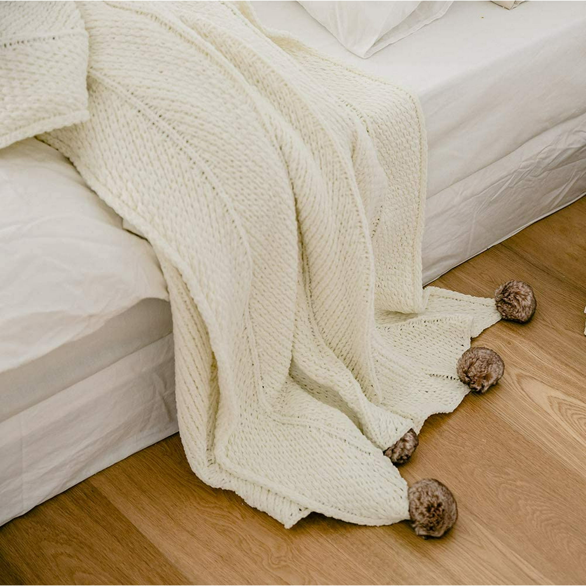 Pom Pom Throw Blanket 100 Polyester Knitted Throw Blanket for Sofa Bed Couch Office Super Soft Cable Knitted Blanket Off White 51 x63