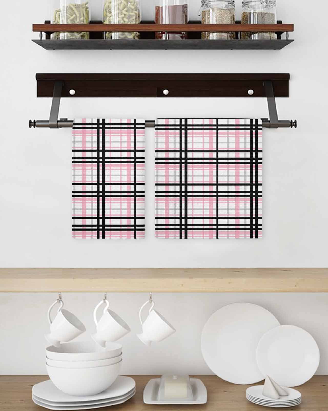 Pink Black Plaid Hand Towels Set, Waffle Weave Kitchen Towels 4 Pieces, Farmhouse Pink Black Checkered Microfiber Hair Face Bath Tea Towel Absorbent Quick Drying Cleaning Dish Cloths 15.7"x23.6"