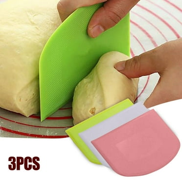 GERsome 3pcs Cake Cream Scraper Flexible Plastic Cake Scraper Smoother Pastry Spatula Scraper for Bread Pastry Cake Decorating Supplies DIY Kitchen Bakery Baking Tool