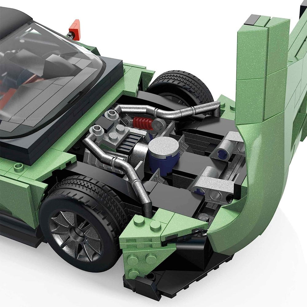 Hot Wheels MEGA Vehicle Building Toys for Adults, Aston Martin Vulcan with 635 Pieces and Die-Cast Model, Gift Ideas for Collectors, HMY97