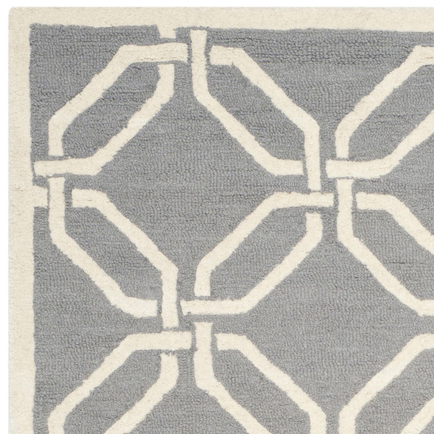 Safavieh Cambridge Kierra Geometric Area Rug