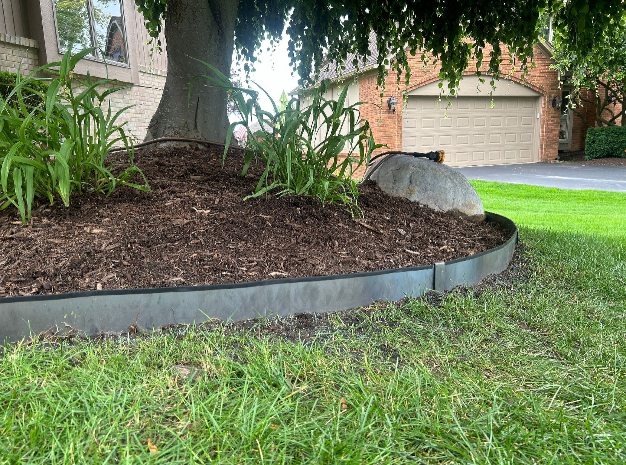 EdgePro Cor-Ten Steel Hammer-in Landscape Edging - Durable, Rustic Garden Border, 6 40" x 8" sections, 20 Total Feet