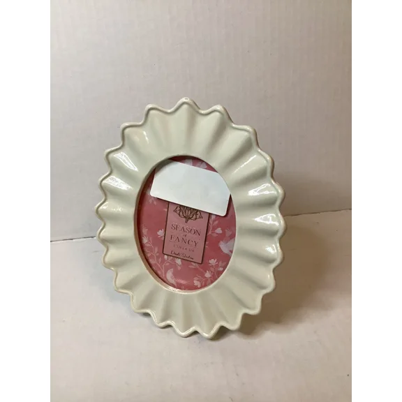 Dwell Studio Season Of Fancy off White Picture Frame Fits 3 1/4” x 4 1/4” Photo