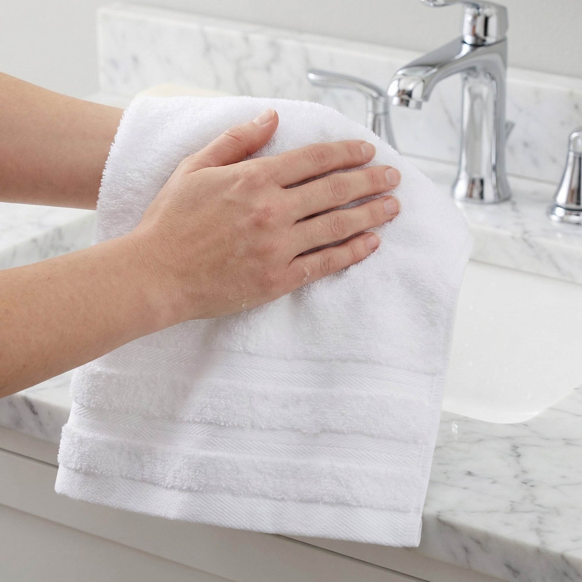 Unique Bargains 4Pcs Solid Cotton Absorbent Washcloths White 13" x 13"