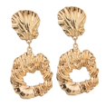 thumbnail image 4 of Pendientes colgantes de Declaración Yinane dorado Irregular, 4 of 8
