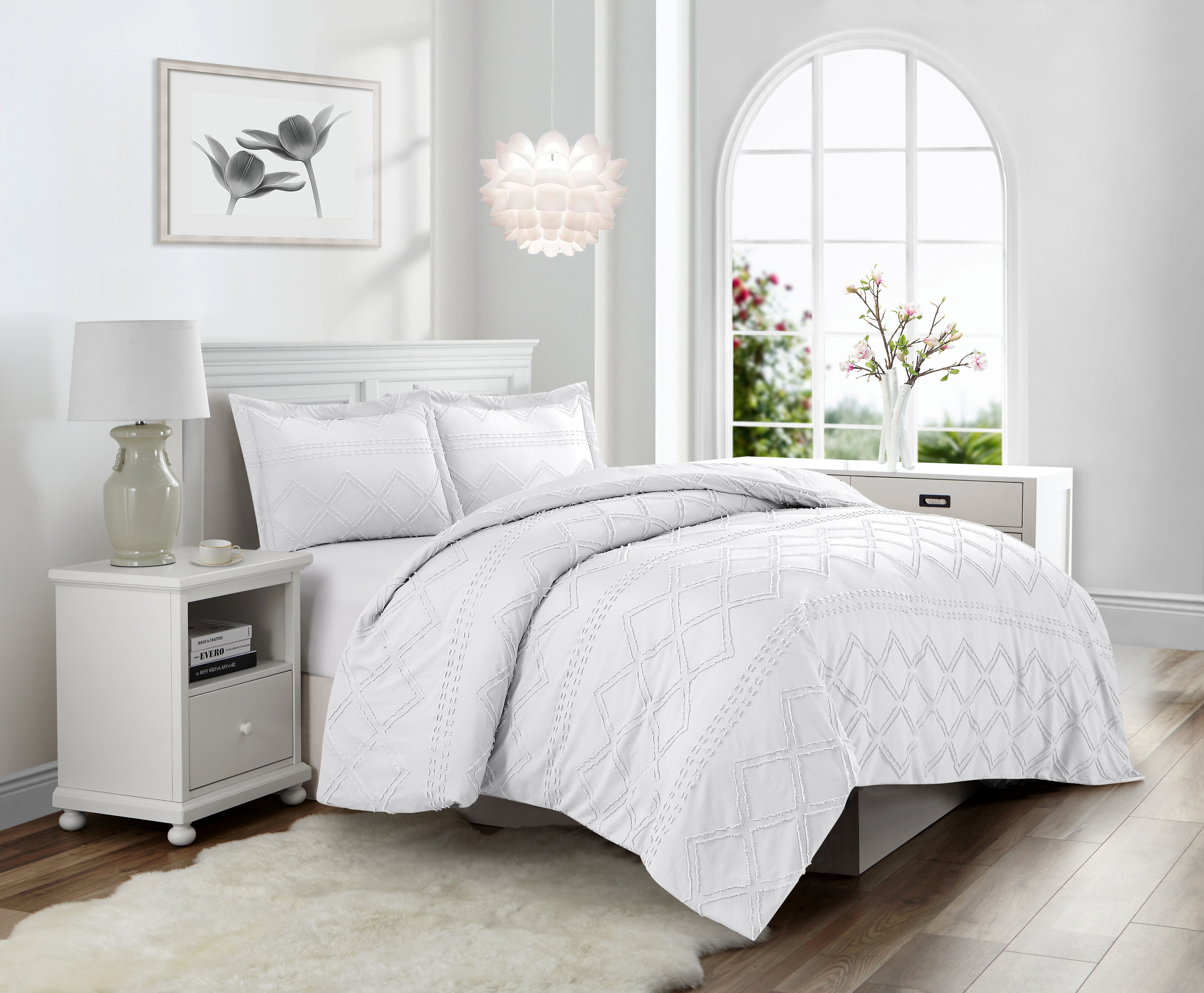 Swift Home Diamond Textured Soft Touch Duvet Cover Set, All Season Bedding with Zipper Closure, Includes Pillow Shams, Full/Queen, White