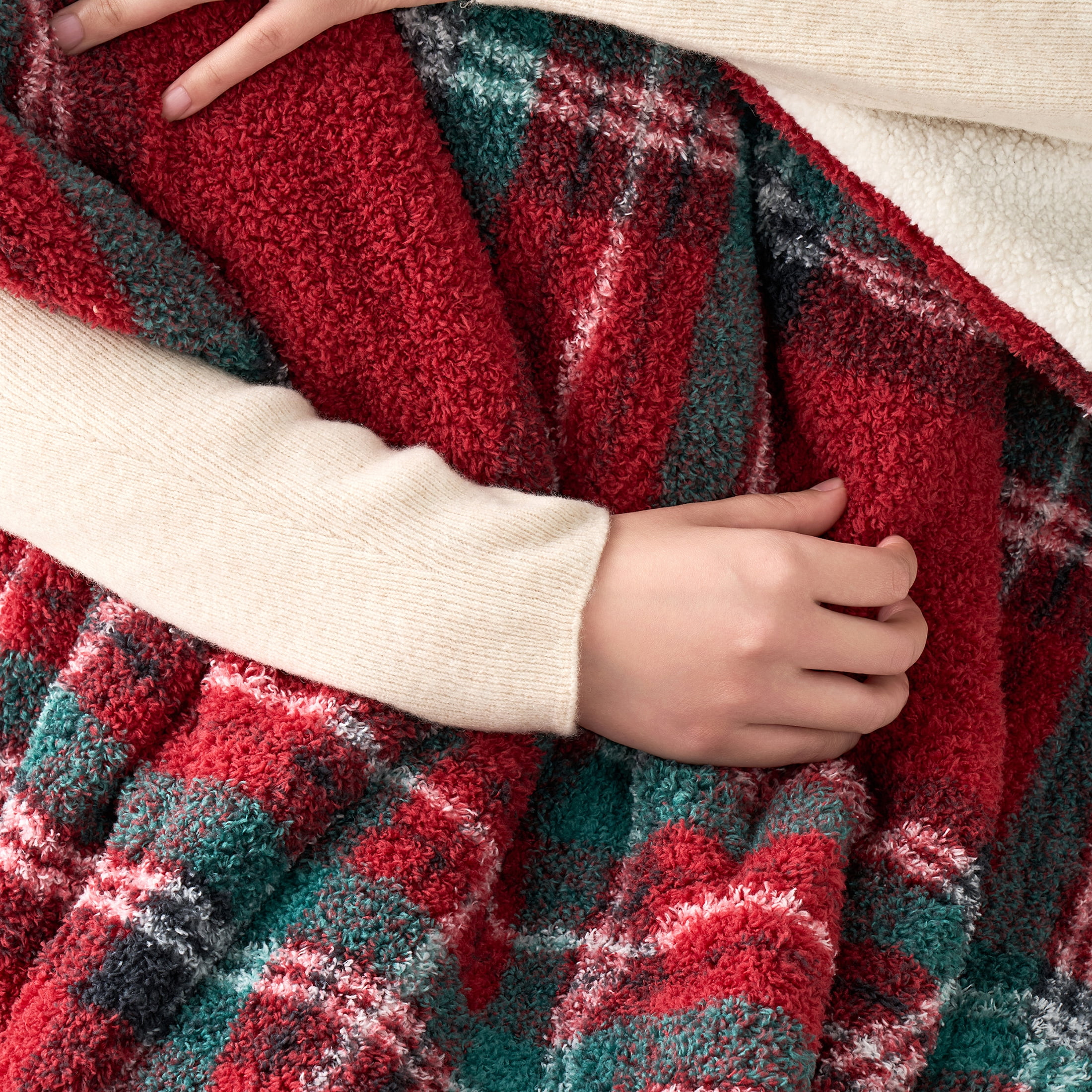 Evergrace Cozy Christmas Throw Red Check 50"x72"