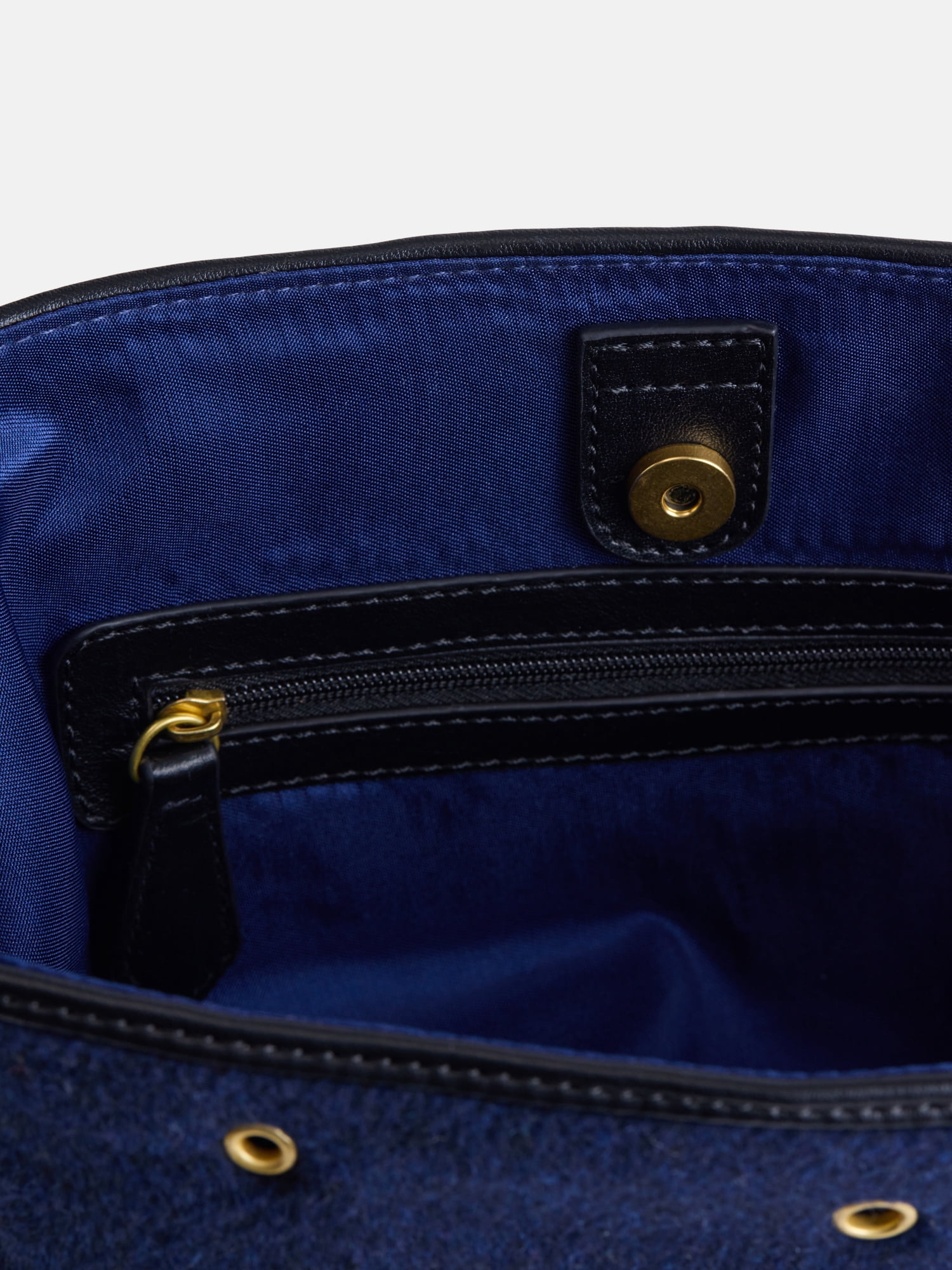 Free Assembly Women’s Grommet Bucket Bag, Navy