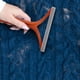 thumbnail image 5 of Quitapelusas para pelo de mascotas y pelusa de telas | Raspador de pelo para alfombras y muebles | Limpiador portátil de ropa y tapicería con tiras de tela de lana de doble diente, 5 of 6