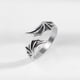 thumbnail image 5 of Anillo ajustable con alas de murciélago. Anillo abierto exquisito. Joyería de moda para hombre y mujer. Anillo abierto ajustable., 5 of 7