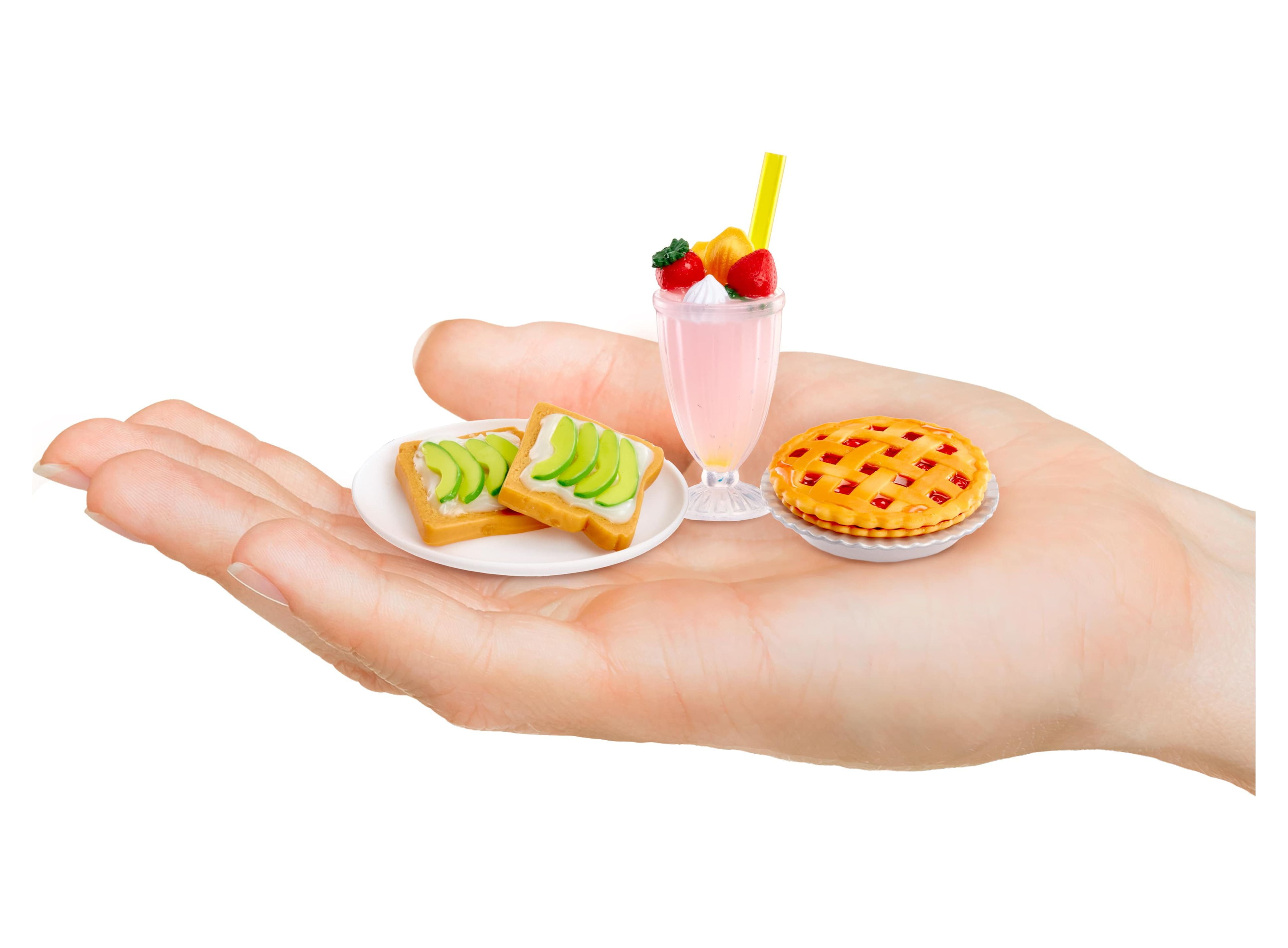 Make It Mini Food Diner Series 1 Mini Collectibles - MGA's Miniverse, Blind  Packaging, DIY, Resin Play, Replica Food, NOT EDIBLE, Collectors, 8+