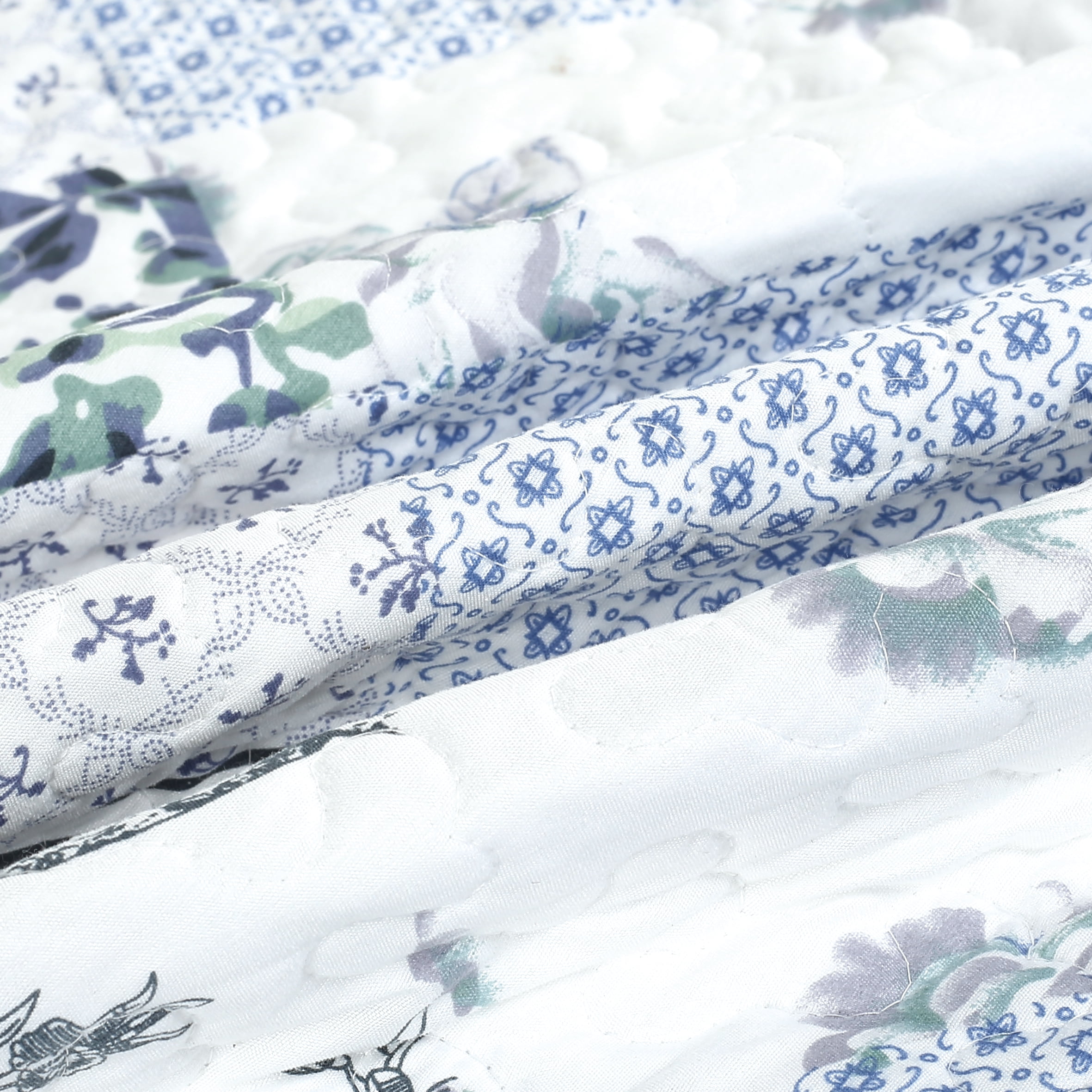 Legacy Decor 3 Pcs Quilt Bedspread Coverlet Blue and White Floral Patchwork Design Microfiber King Size, All Ages.