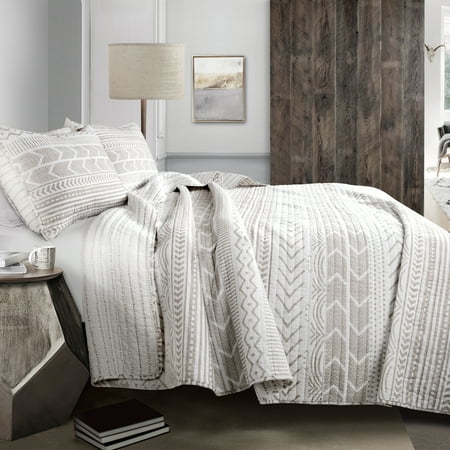 Lush Decor Hygge Geo Cotton Reversible Quilt, King, Geometric Print, Taupe/White, 3-pc set includes: 1 Quilt, 2 Pillow Shams