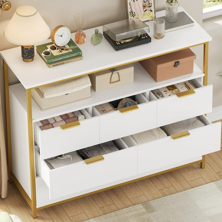 Modern 7 Drawer Dresser, White Dresser with Metal Handles, White and Gold Dresser, Tall Dresser Chest of Drawers, Large Capacity Chest Storage Organizer for Living Room, Entryway, White.