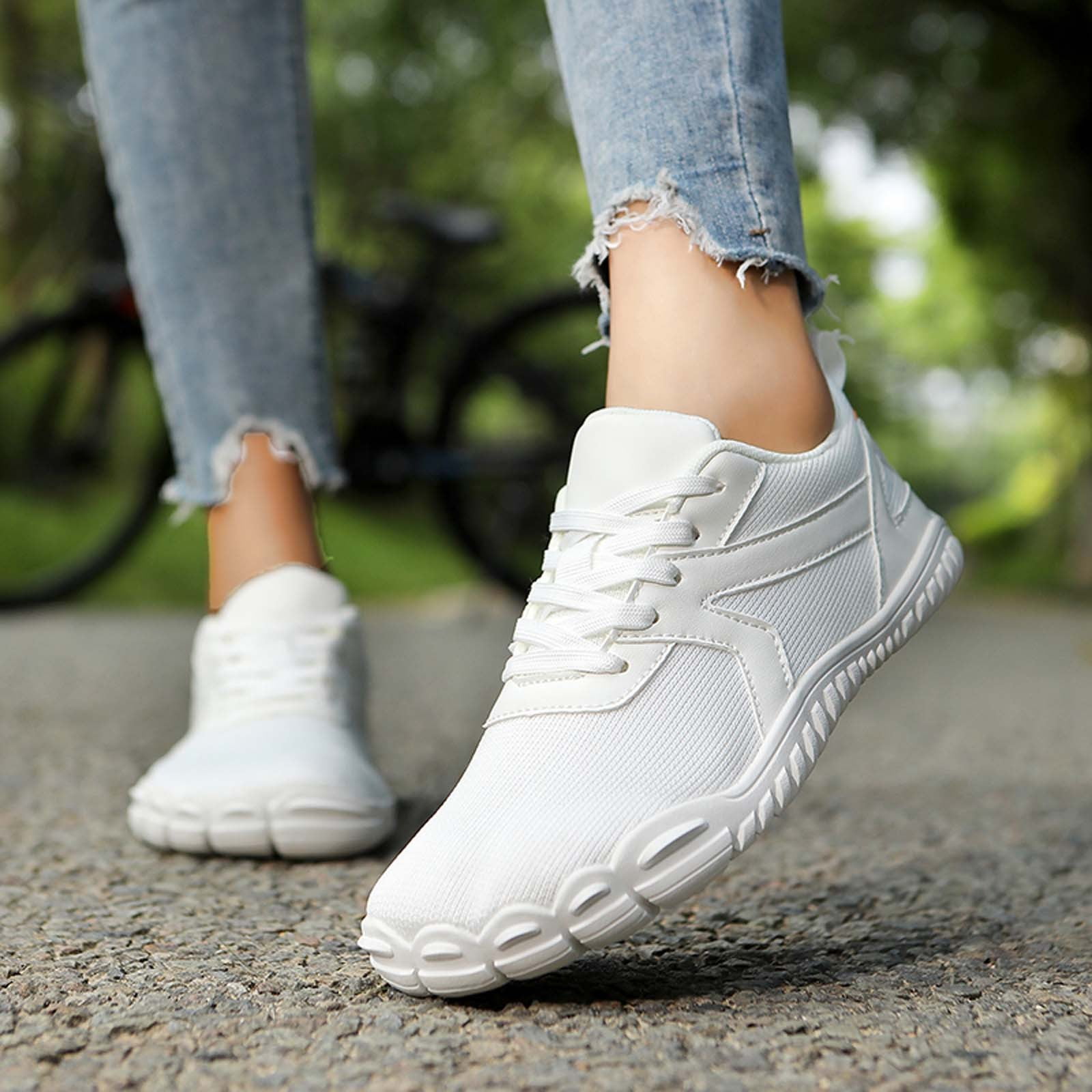 Women's Barefoot Shoes Slip-On Sneakers Wide Toe Box Minimalist Shoes for Walking Hiking Trail Running