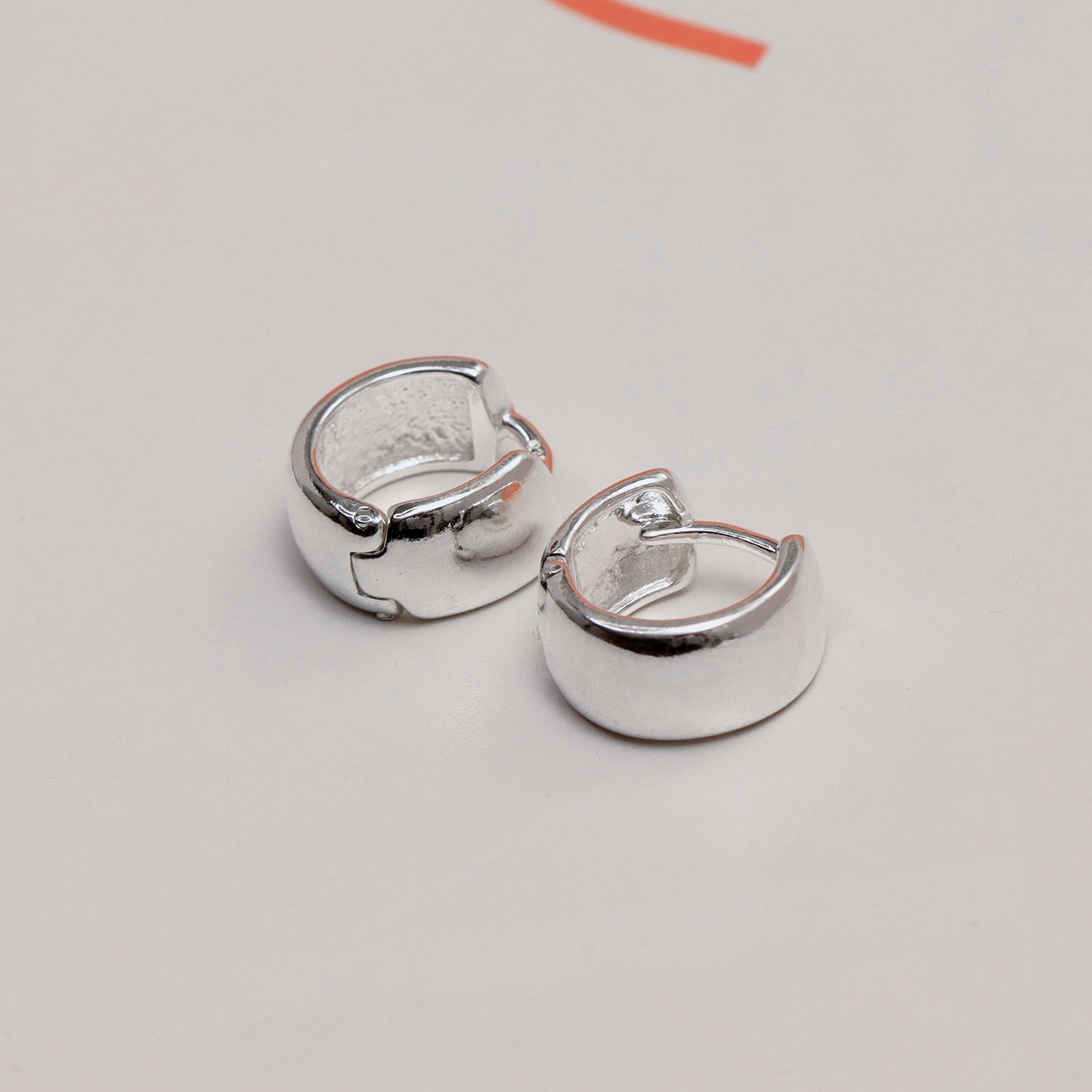 LeCalla 925 Sterling Silver Hypoallergenic Small Huggie Hoop Earrings for Women and Teen 10MM