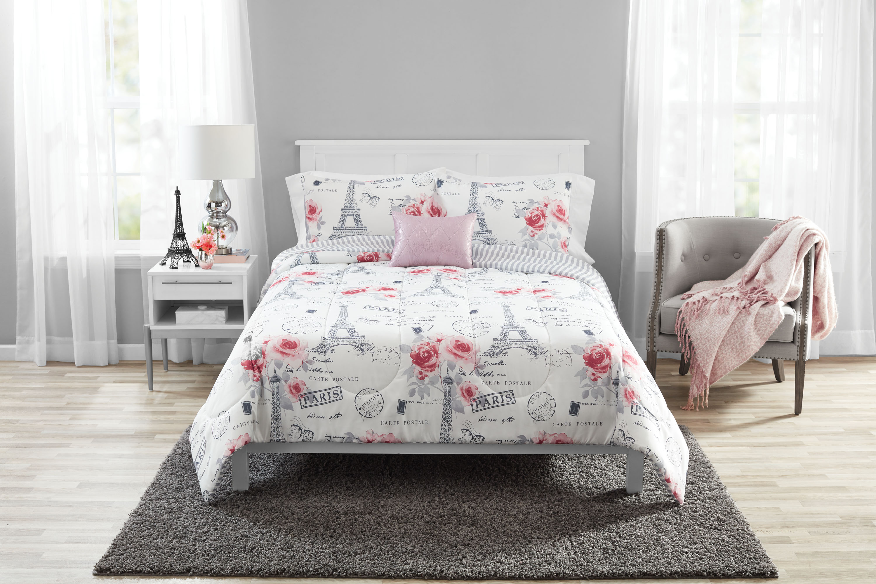 Mainstays Paris Night Coordinating Reversible Comforter and Quilt Set