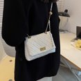 thumbnail image 4 of Bolso de hombro para mujer, bolso de mano de moda, bolso cruzado de diseñador acolchado con correa de cadena, blanco:;:;, 4 of 6
