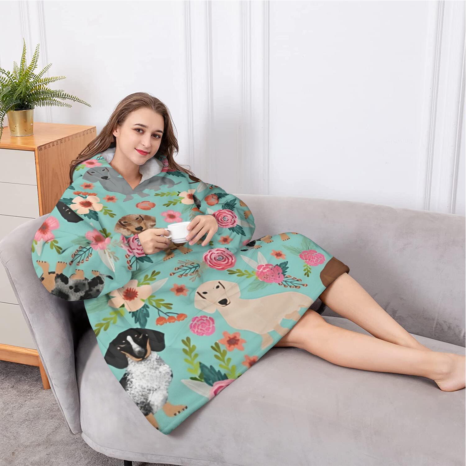 Oversized Wearable Blanket Hoodie,Dachshund and Flower Sherpa Blanket Hoodie with Super Pockets,Super Warm Fuzzy Pullover for Women & Men