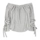 thumbnail image 2 of 1.STATE Blusa con hombros descubiertos y manga anudada para mujer, gris, pequeña, 2 of 2