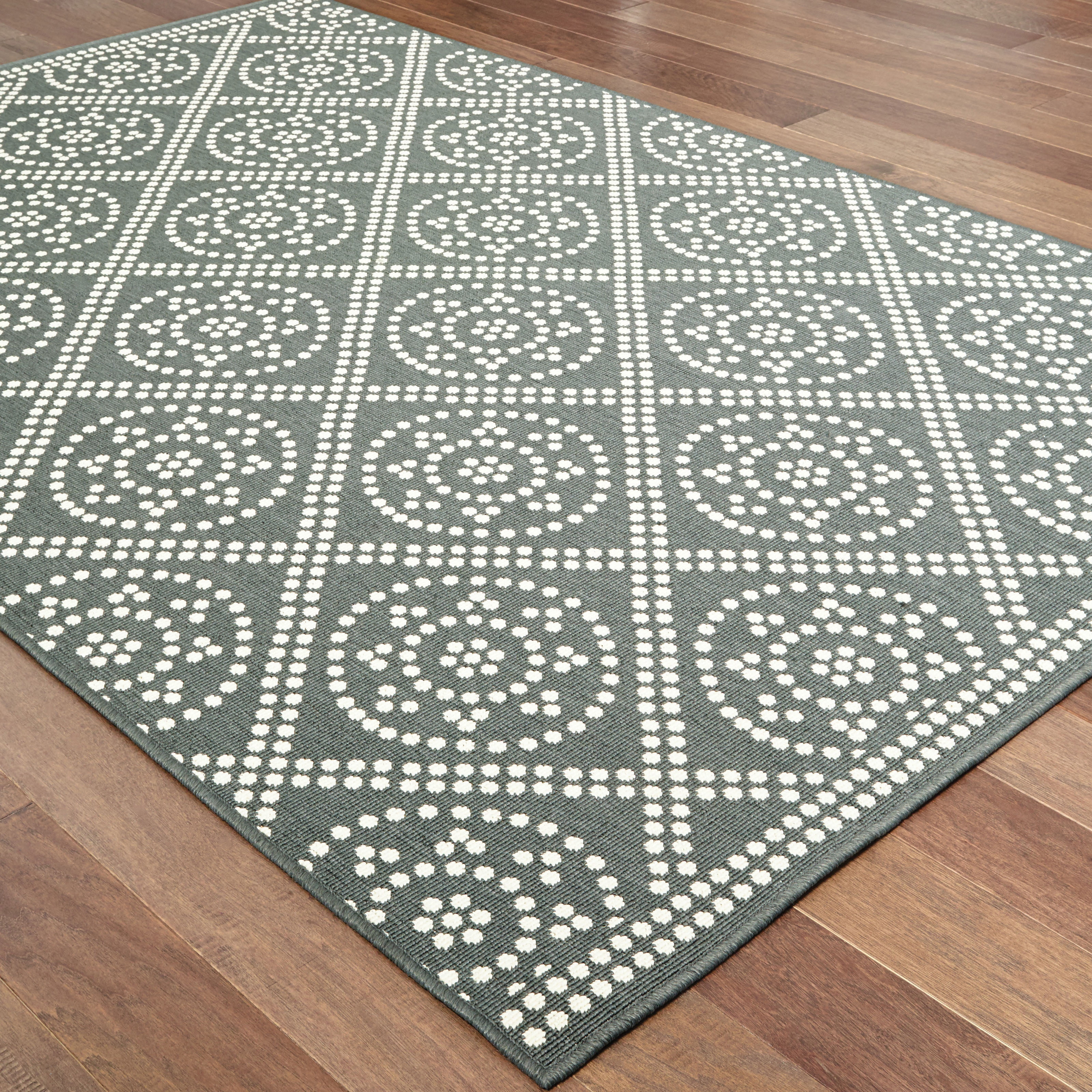Avalon Home Mackinaw Medallion Trellis Indoor/Outdoor Area Rug