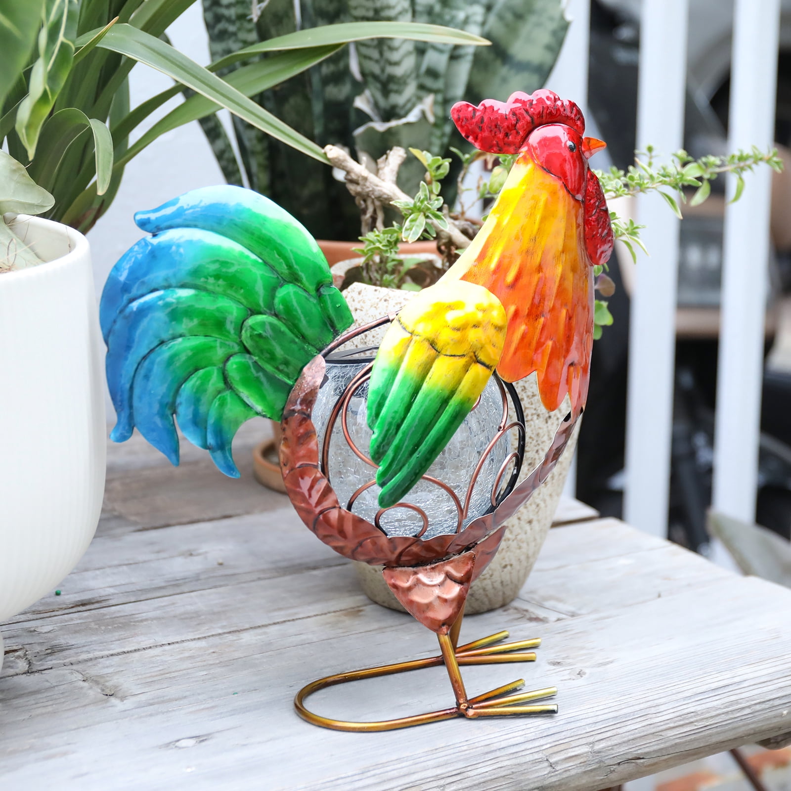 Chicken Statue,Rooster Solar Lights Outdoor Garden Decor, Rooster Solar Light with Crackle Glass Globe Gardening Statue Gifts and Metal Statue ,for Lawn Porch Patio Outside Garden