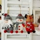 thumbnail image 1 of Adornos Navideños Grises para Árbol de Navidad, Llaveros, Colgantes para Mochilas, Regalos | Poliéster | 28 G | 15 X 10 X 5 Cm | 1 Colgante de Muñeca, 1 of 6