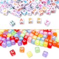 thumbnail image 2 of 1400 Uds. Cuentas de cubo con alfabeto acrílico de 5 colores, cuentas con letras con 1 rollo de 50m, cordón de cristal para fabricación de joyas de 6mm, 2 of 5