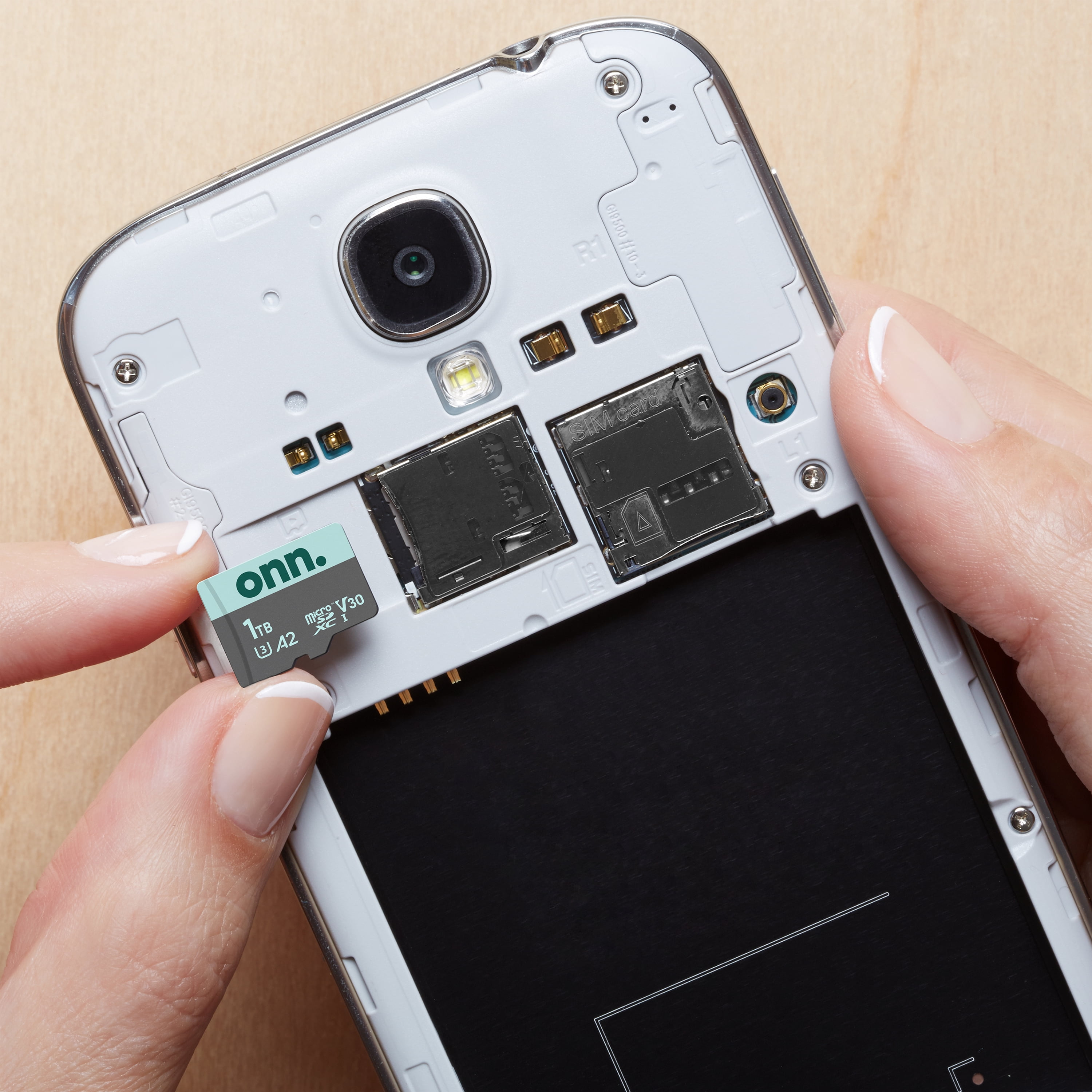 1TB Class 10 U3 V30 A2 MicroSDXC Flash Memory Card