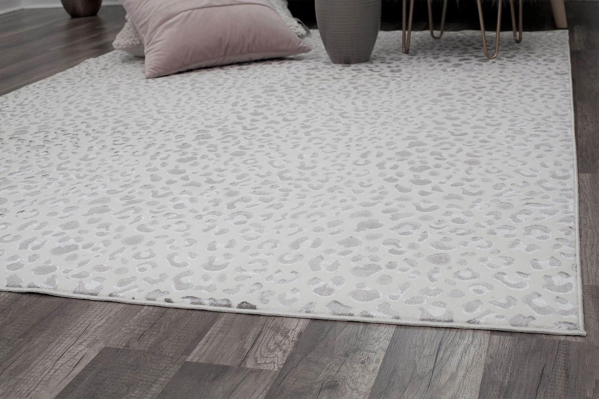 Rugs America Natura HZ50A Snow Leopard Animal Contemporary White Area Rug, 9'x12'
