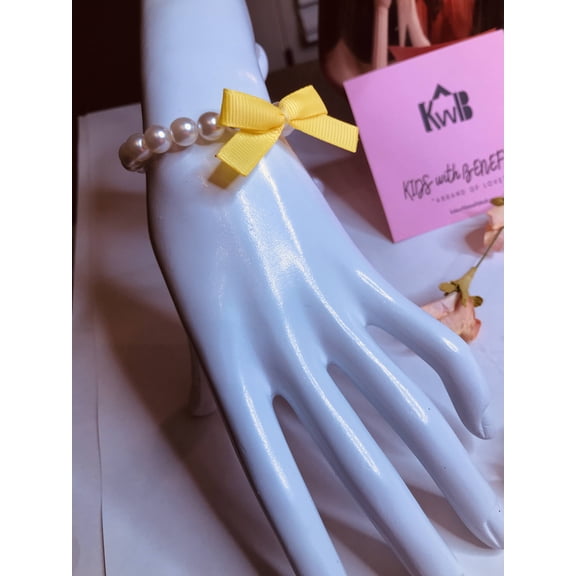 Faux Pearl Baby Toddler Bracelet accented with Ribbon bow
