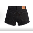 thumbnail image 1 of Pantalones cortos Levi's SS23 de mezclilla para mujer, color negro, talla 25, 1 of 2