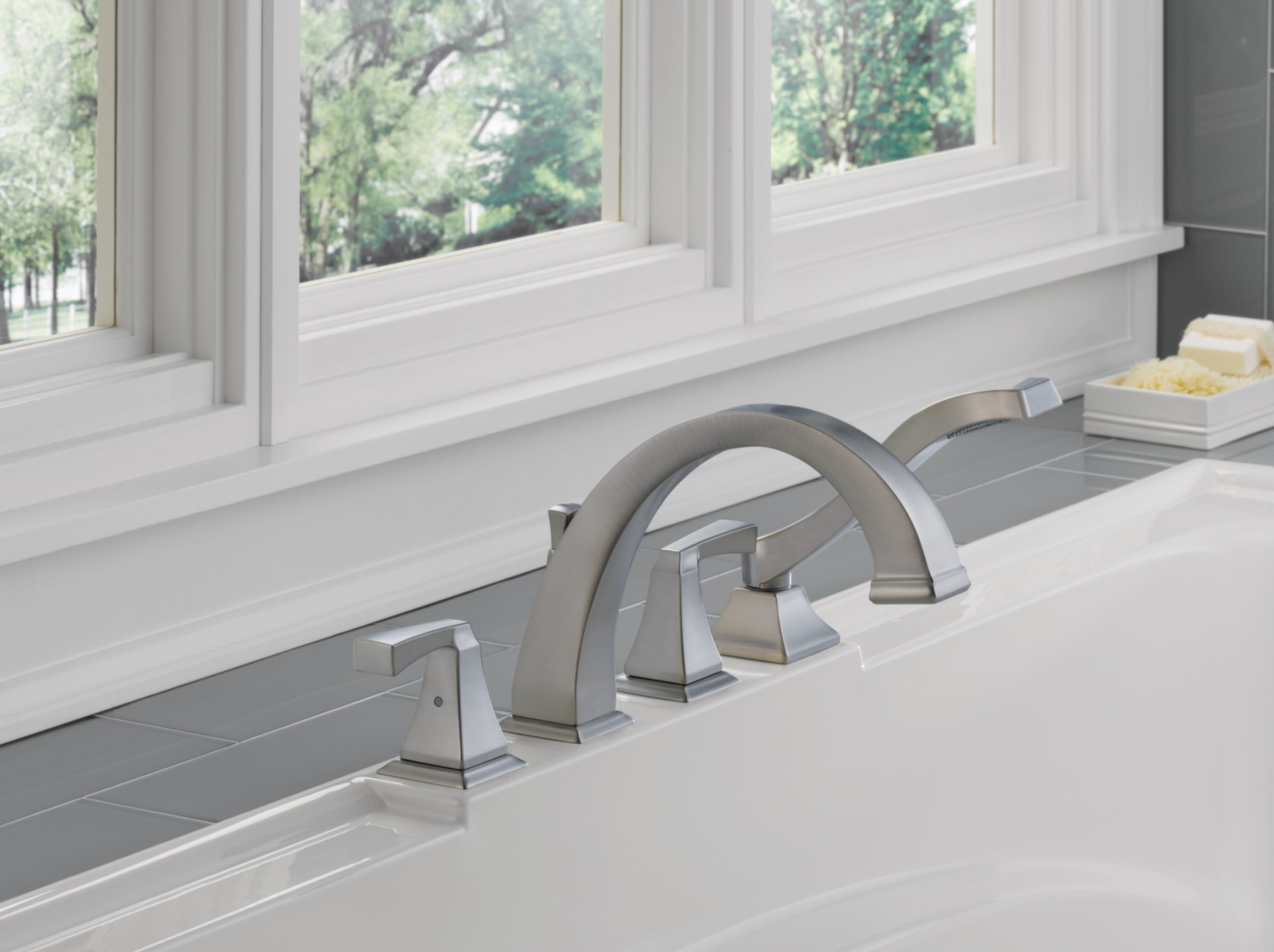 Delta Dryden Roman Tub with Hand Shower Trim, Stainless