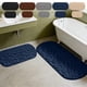 thumbnail image 1 of Set de alfombrillas de baño de espuma viscoelástica super absorbente - Alfombras de baño lavables a máquina de 2 piezas con respaldo antideslizante para ducha, bañera y tocador, 1 of 7