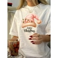 thumbnail image 1 of Camiseta navideña vintage para mujer: cuello redondo informal, manga corta, punto de algodón con diseño festivo de gorro de Papá Noel y acebo, ideal para reuniones navideñas., 1 of 6