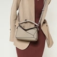thumbnail image 2 of Bolso estilo puzle geométrico, minibolso tipo almohada, clásico, para mano, hombro, bandolera, para mujer, 2 of 5