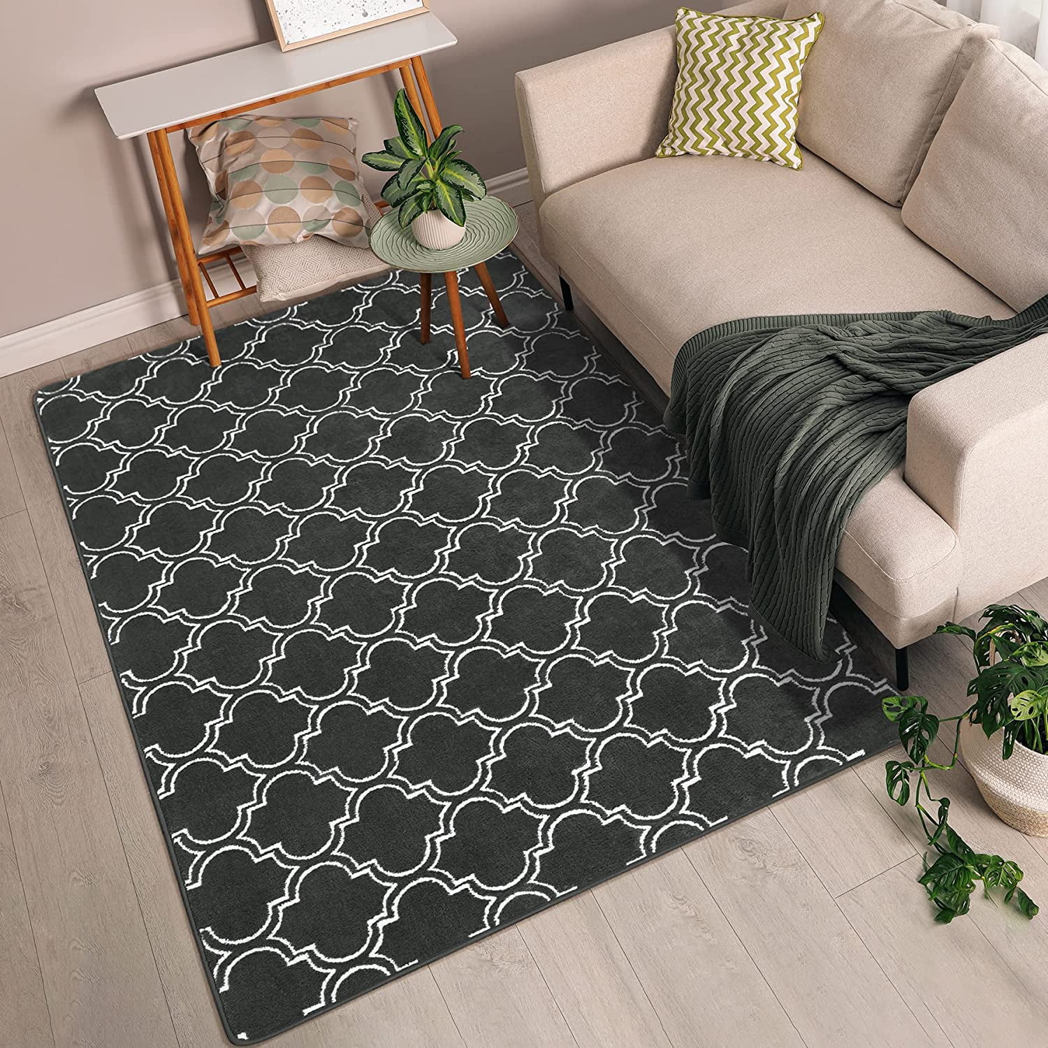Junovo 4'x6'Modern Geometric Area Rug for Bedroom and Living Room, Fluffy Indoor Carpet for Family Room Decor,Dark Gray