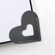 thumbnail image 3 of Marcapáginas de cuero con forma de corazón hecho a mano | Marcapáginas de lectura personalizado con funda de terciopelo | Regalo para amantes de la lectura, lectores y estudiantes, 3 of 5