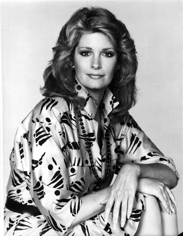 Deidre Hall Portrait in Classic Photo Print (8 x 10) - Walmart.com