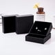 thumbnail image 4 of Paquete de 12 cajas cuadradas de cartón Kraft para joyas, collares, anillos y pendientes. Medidas: 10 x 10 x 3,5 cm. Color: Negro., 4 of 9