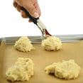 thumbnail image 3 of Norpro 3298 Compte-Gouttes pour Biscuits à Cuillère et Relâche, 7,5 Po/19 cm, 3 of 3