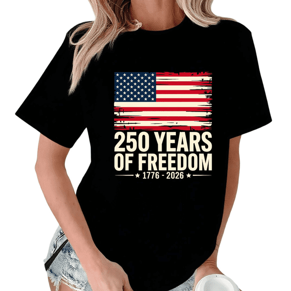 Giffimy Women's USA Distressed Flag 250th Graphic Short Sleeve T-Shirt Black S-5XL Relaxed Fit Cotton Top