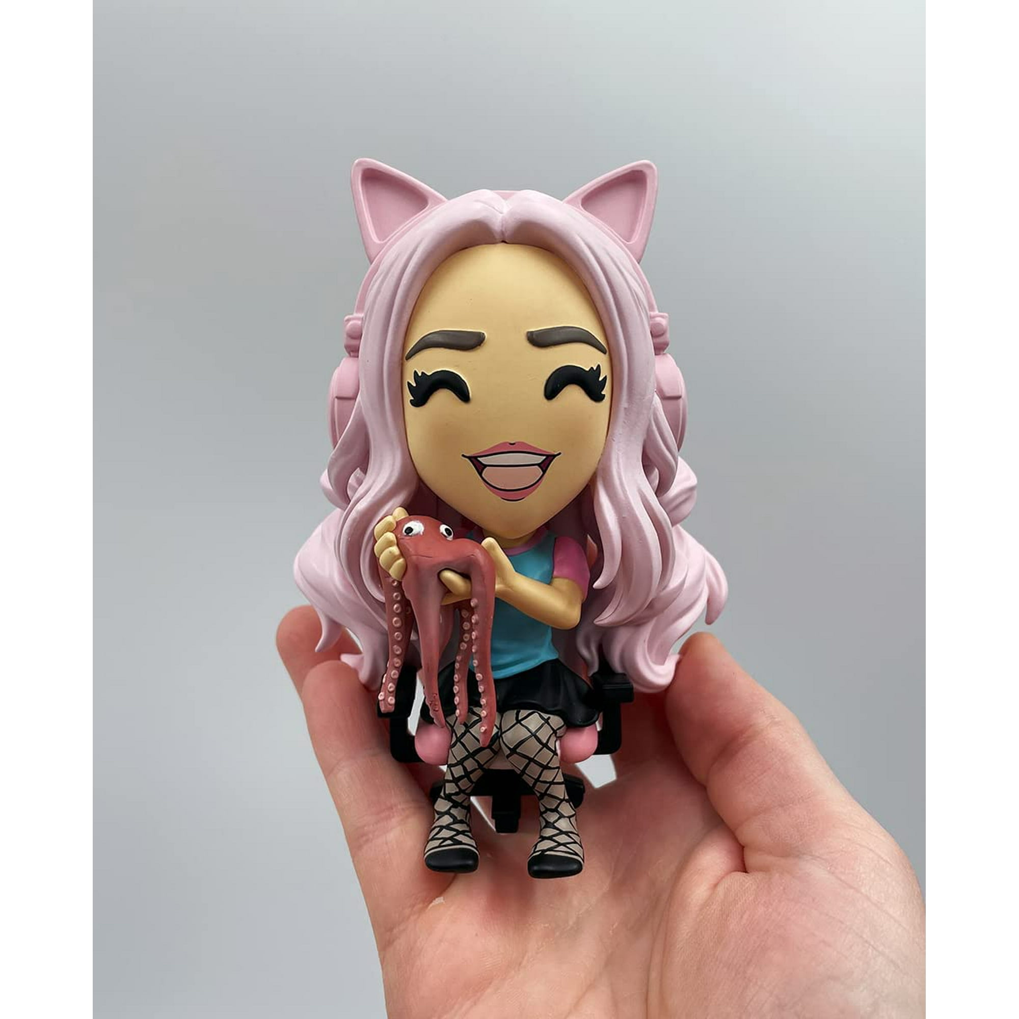 Youtooz: Belle Delphine Vinyl Figure [Toys, Ages 15+, #237