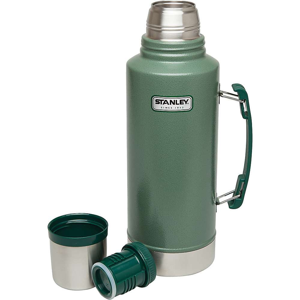 stanley thermos 2 qt