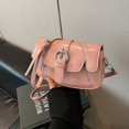 thumbnail image 1 of Bolsos para mujer 2025, nuevo estilo, estilo retro de nicho, bolso de un solo hombro, bandolera informal con textura, bolso cuadrado pequeño., 1 of 5