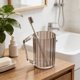 thumbnail image 4 of Vaso para Cepillo de Dientes con Asa | Soporte para Cepillo de Dientes de Baño | Organizador de Cepillo de Dientes de Plástico para Tocador | Vaso para Pasta de Dientes de Boca Ancha | Almacenamiento, 4 of 6
