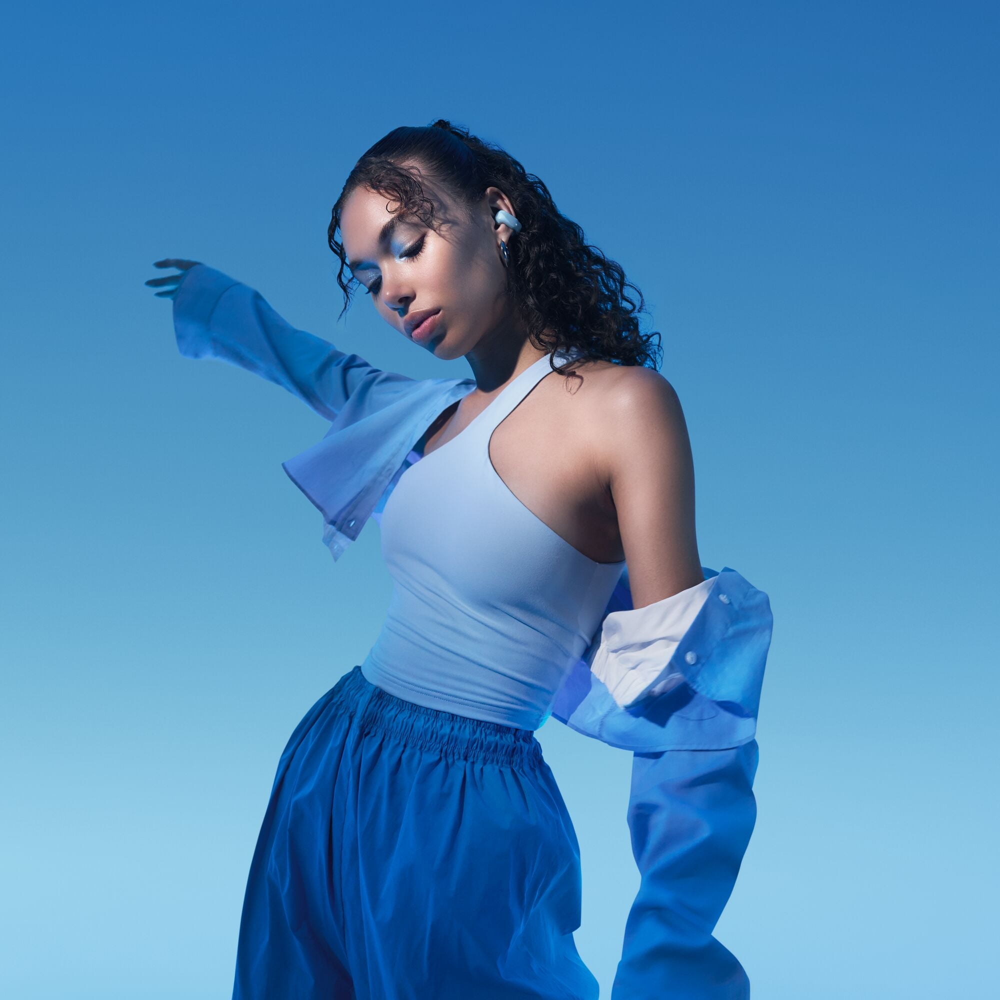 Bose Ultra Open Earbuds, Open Ear Wireless Earbuds, Moonstone Blue